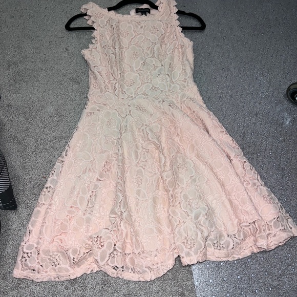 Jodi Kristopher Lace Light Pink Dress - Picture 2 of 6